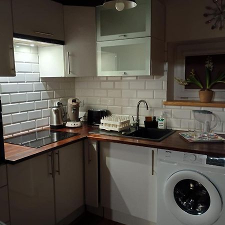 Apartament Pod Lasem Tenczynek Buitenkant foto